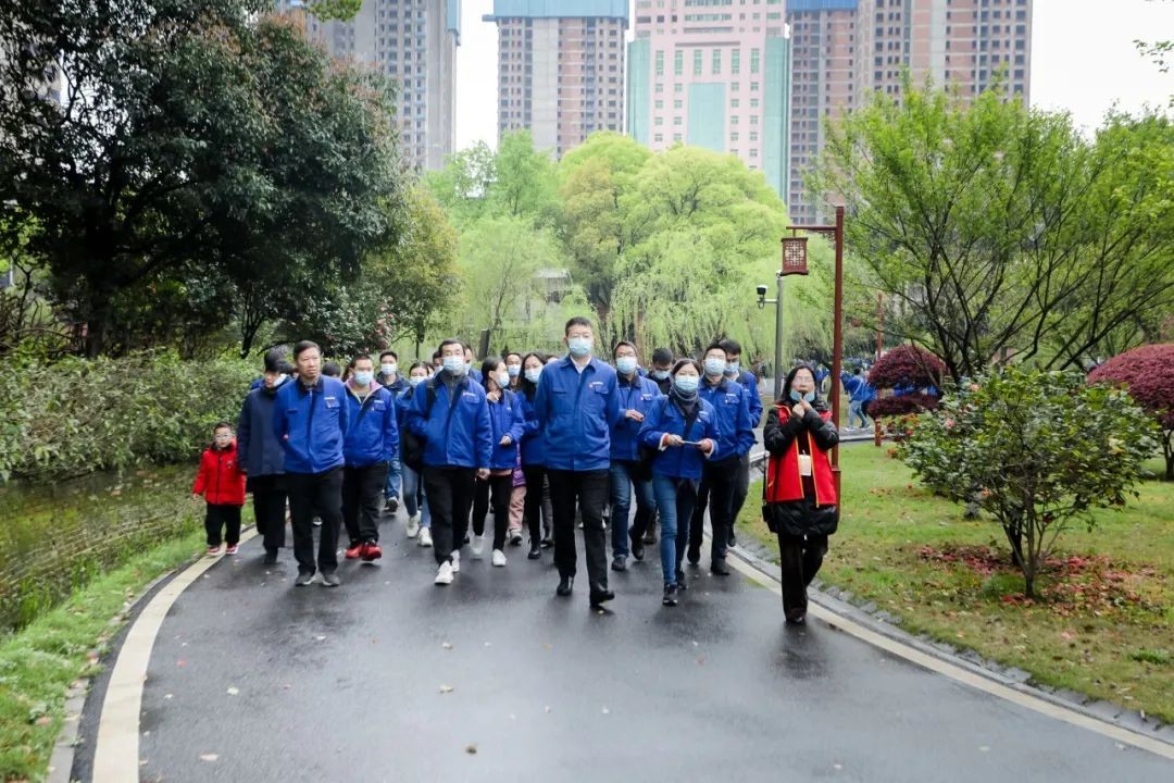 覓紅色歷史 踐初心使命——山河智能全體黨員赴長(cháng)沙黨史館開(kāi)展主題黨日活動(dòng)